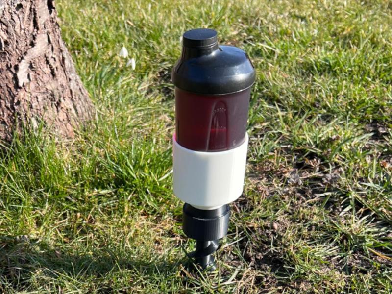 Porcelain Drink Holder (Holy Shaker) Auger