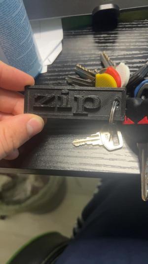 zip piaggio keychain