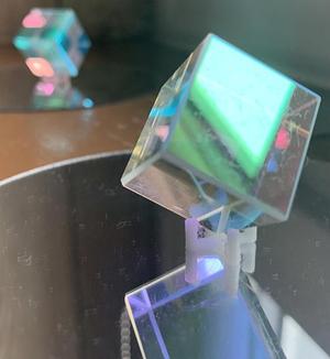 Prism Cube Support