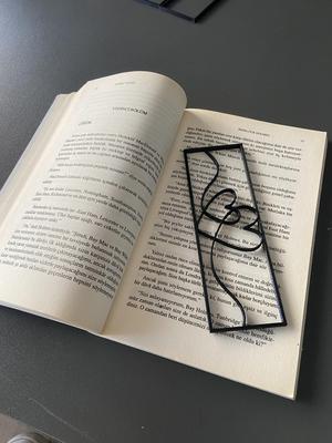 Line Heart Bookmark