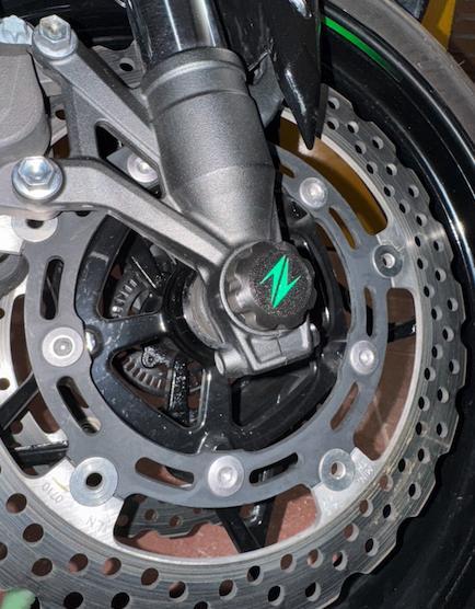 KAWASAKI Z900 FRONT FORK PLUGS