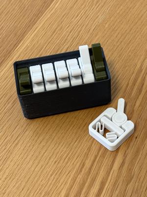 Gridfinity 7x Fidget Toggles Holder