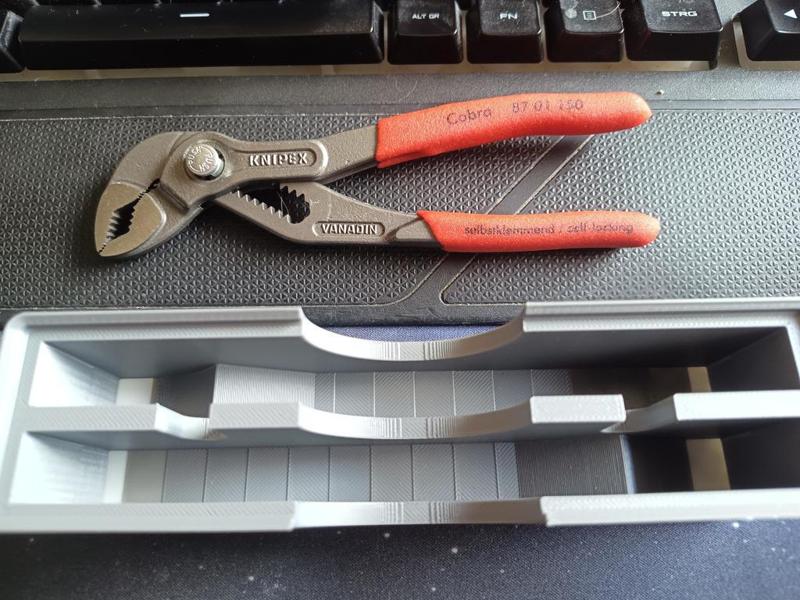 Gridfinity dual Knipex Cobra 150 Bin (1x4)