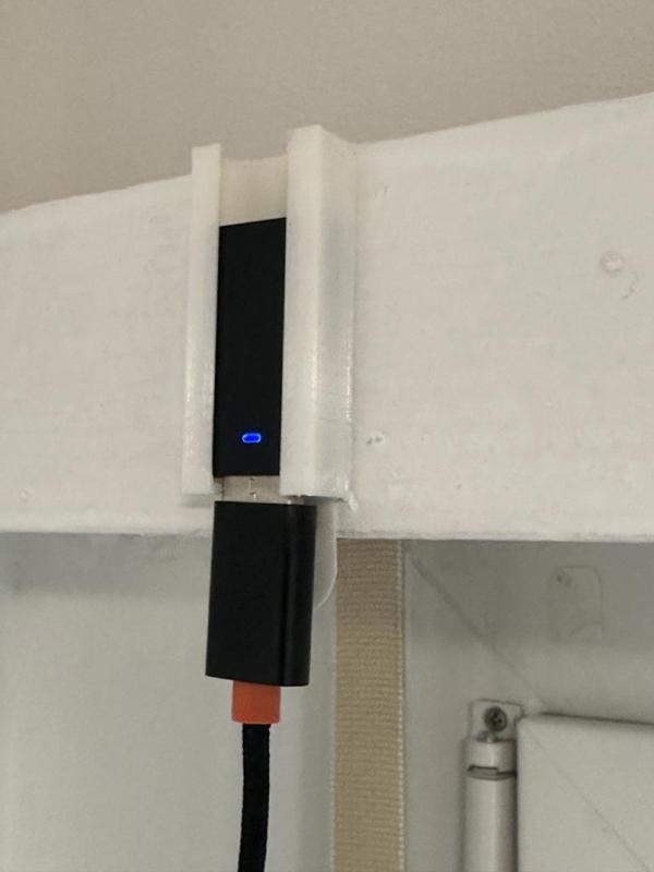 Zooz Z-Wave 800 USB Stick Wall Mount