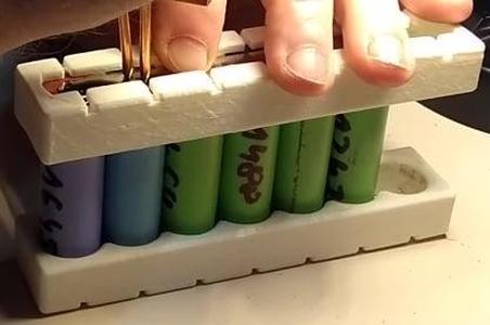 18650 welding stand holder