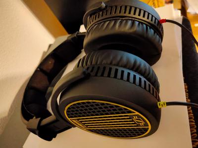 Sennheiser Unipolar 2000/2002 earpad replacement adapter