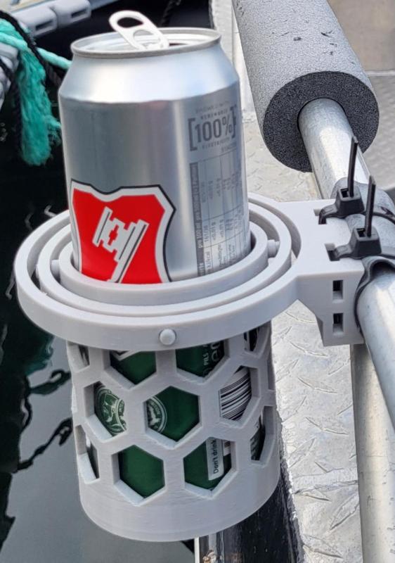 Beer can holder fishing Bierdosenhalter Angeln
