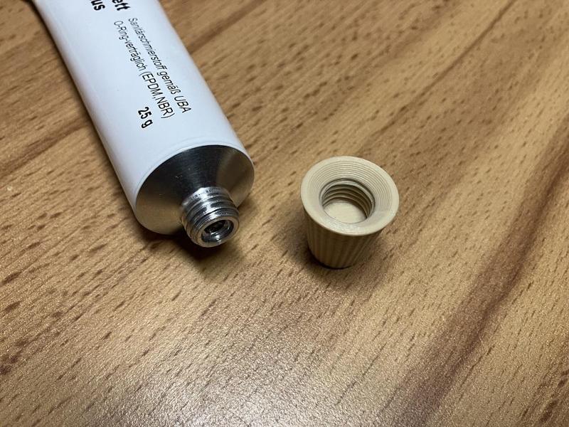 grease tube cap M9