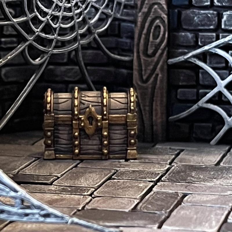 Chest - Trifolium Estate