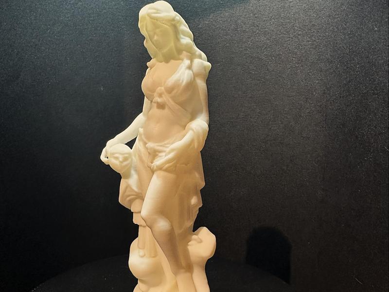 Minimalist Sculpture Woman I