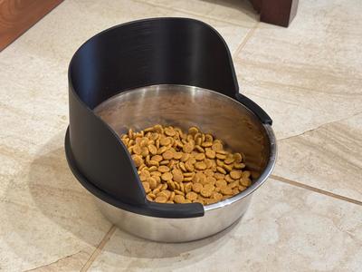 Messy Dog dish shield