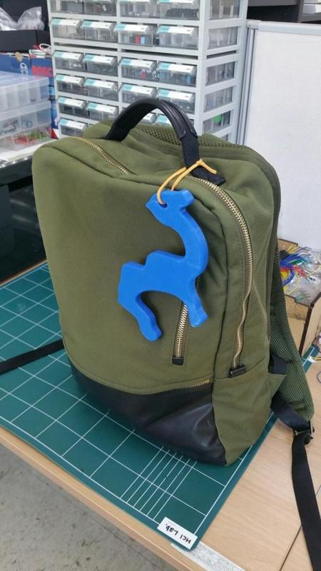 maakmake]Camel Partition Hanger 1