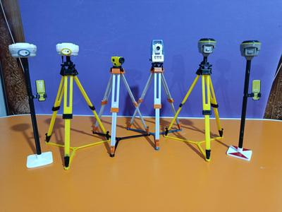 SET OF GEODETIC SURVEYING EQUIPMENT