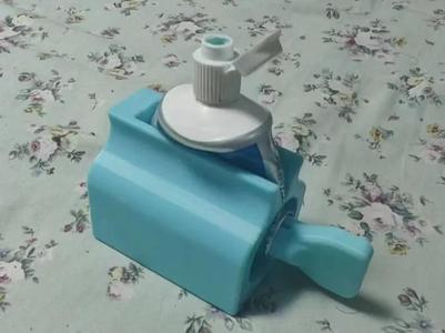 Toothpaste Extruder