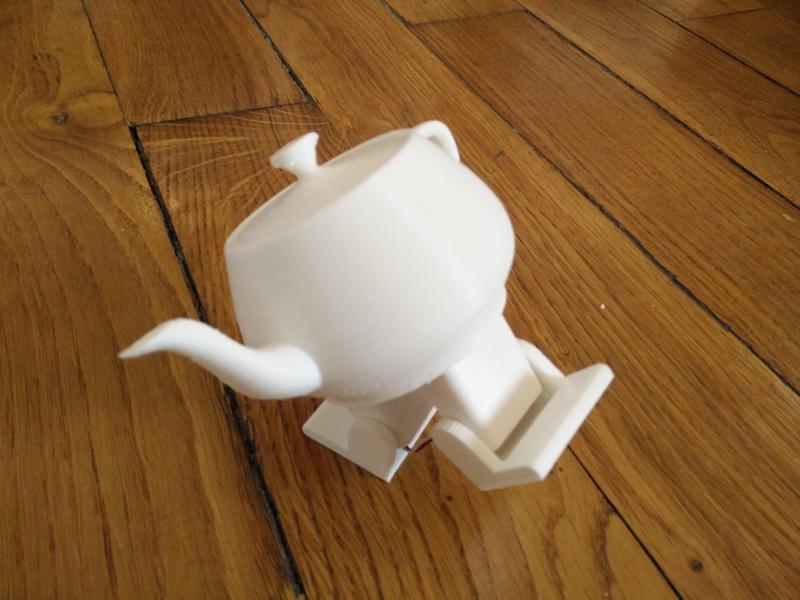 Plasteac, the robotic dancing teapot
