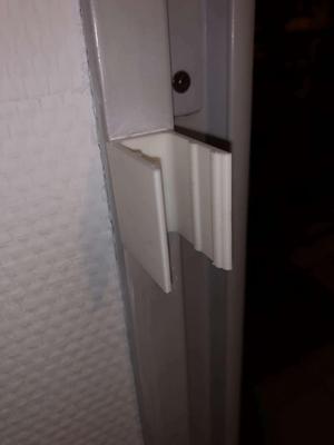 Crank block for a roller shutter