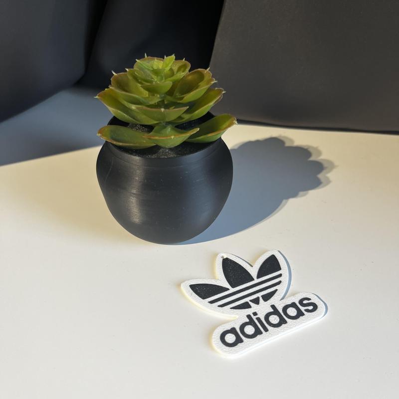 ADIDAS KEYCHAIN