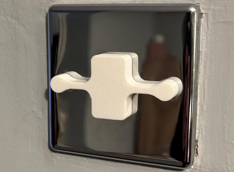 Magnetic Single Light Switch Cover (UK)