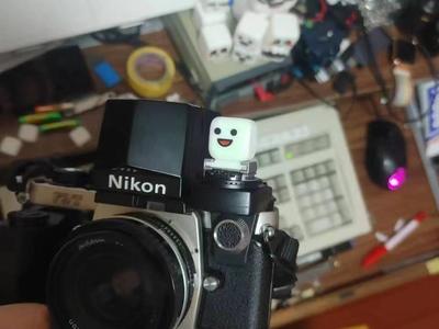 Black Box Expression Hot Shoe Cover cube_smiling