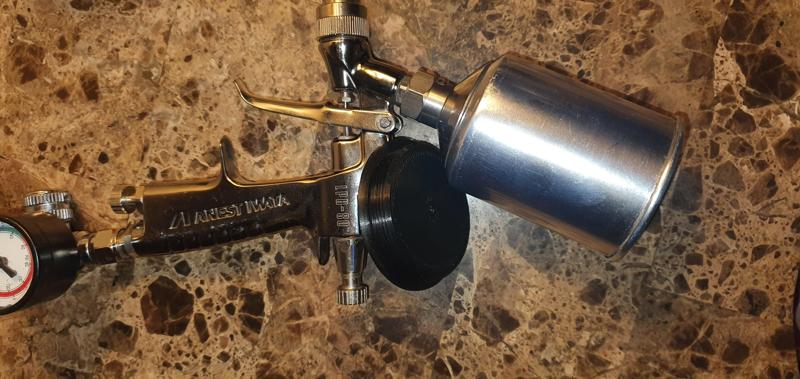 Iwata LPH-80 spraygun LID