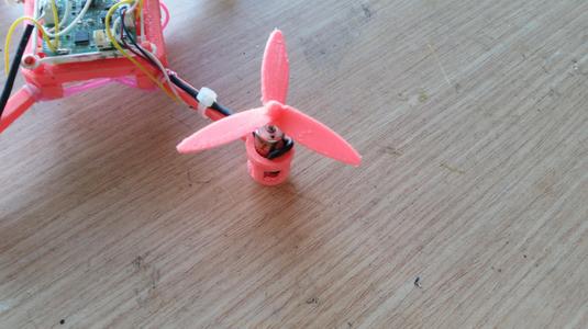 Helice tripala minidron