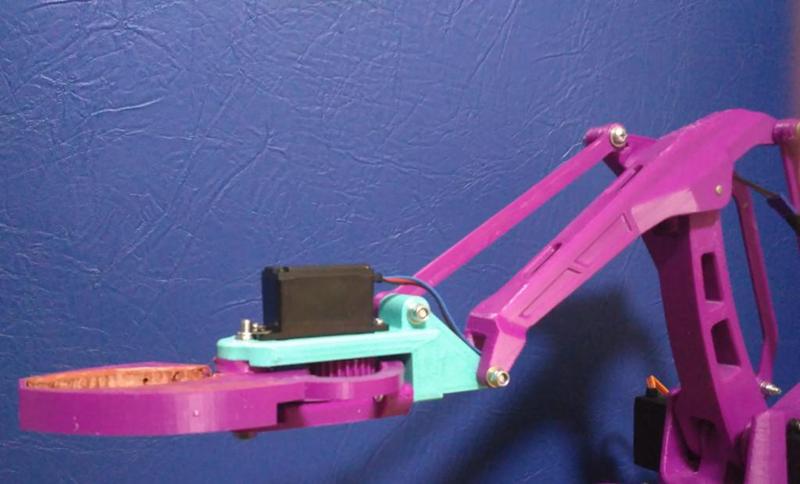 Adapter for Mantis Gripper to  EEZYbotARM MK2