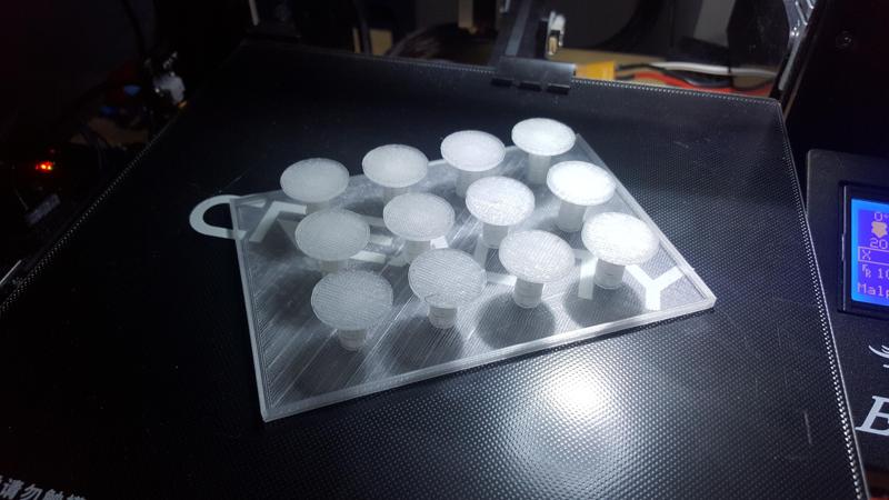 PLAT 12-well liquid spreader