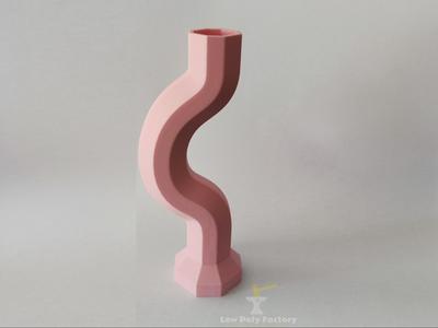 Low-Low-Poly Vase