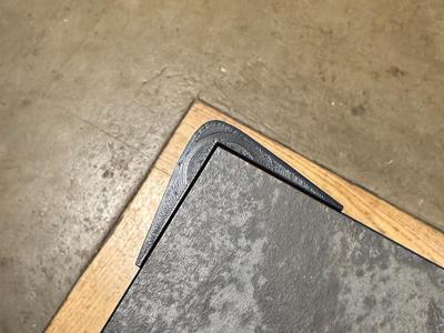 Under table corner (13mm)