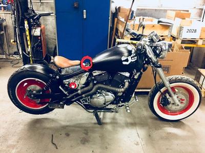 Suzuki VZ 800 (marauder) tank backet for bobber