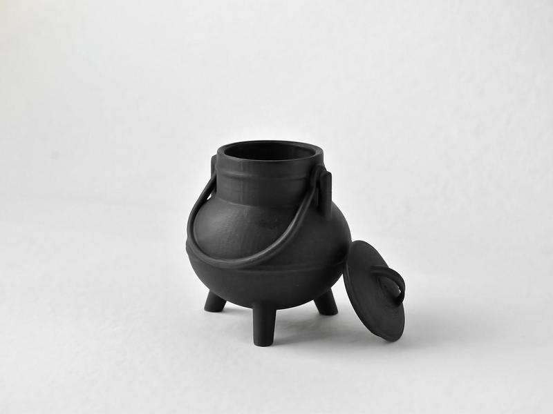 Little Box Galician Pot