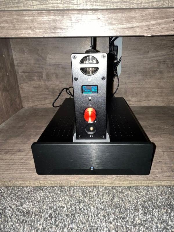 Aiyima T8 Tube Preamplifier Stand