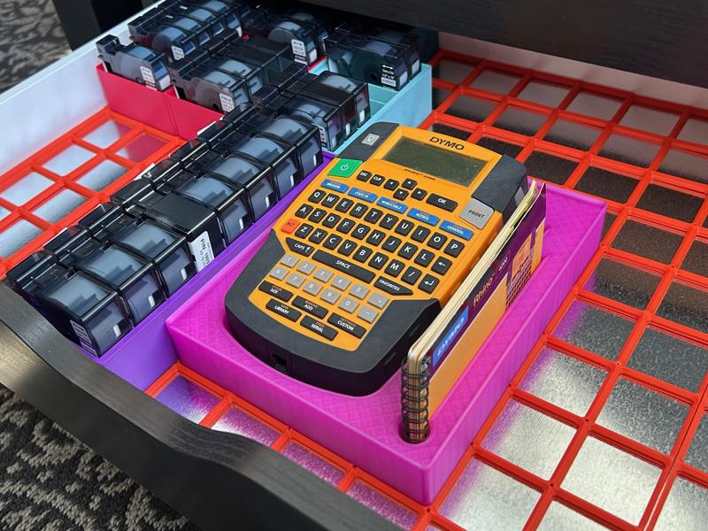 Gridfinity bin for Dymo Rhino 4200 label maker