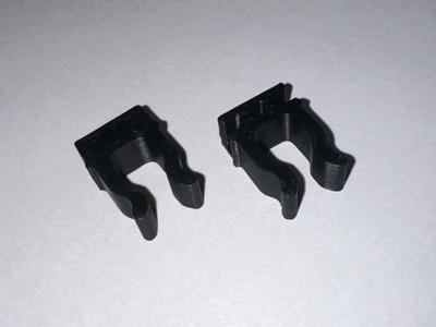 Snap lock for Renault Twizy charging flap