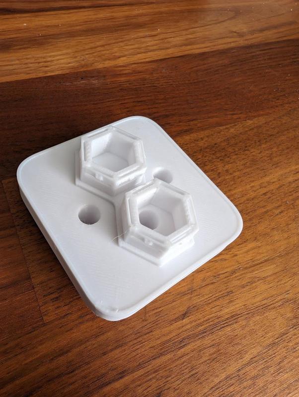 Deckmate/AllyMate/Portalmate mount for Honeycomb Storage Wall