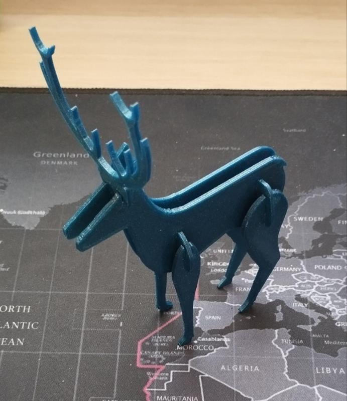 deer designed to be printed in flat pieces kitcards