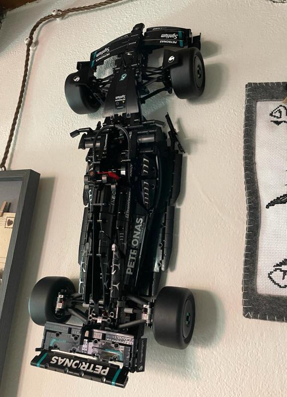 Mercedes-AMG F1 W14 #42171 Wall Hook