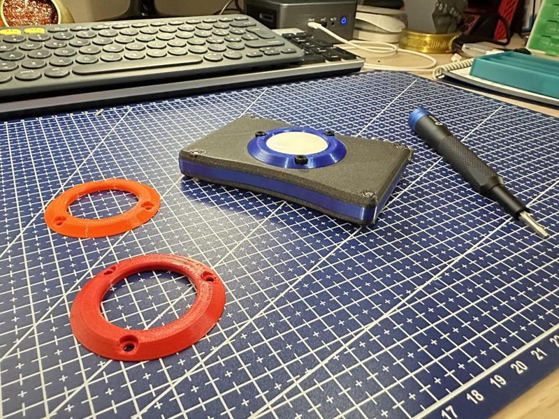 WALLET WITH SUPPORT FOR APPLE AIRTAG