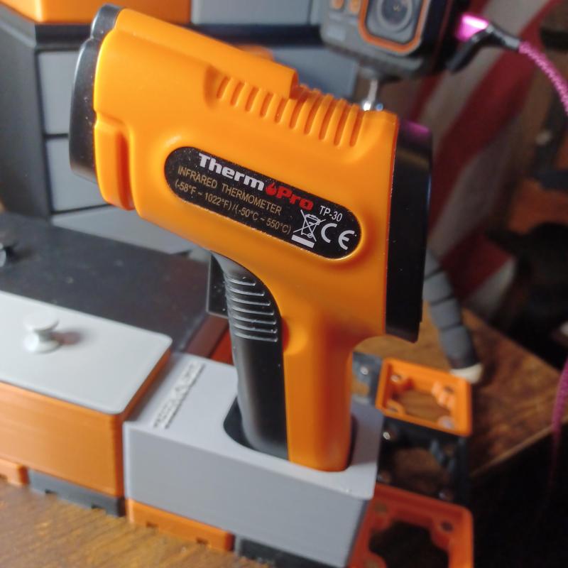 Gridfinity Laser Thermometer Holder