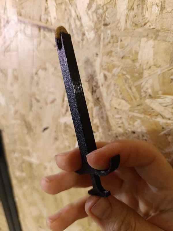 pill giver for cats/small dogs and other animals =D (tested only cats)