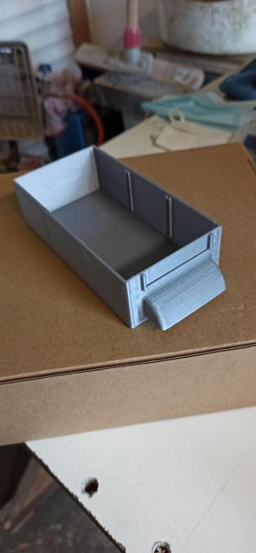 Aufbewahrungsbox oder Schraubenbox