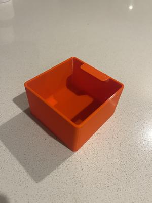 Lift out drawer organizing tray