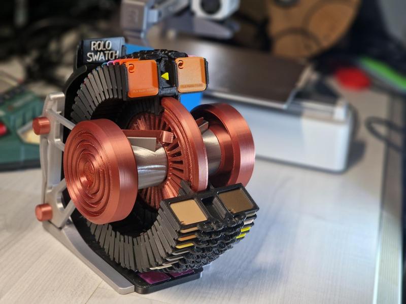 90+ Swatches Display | Roloswatch |