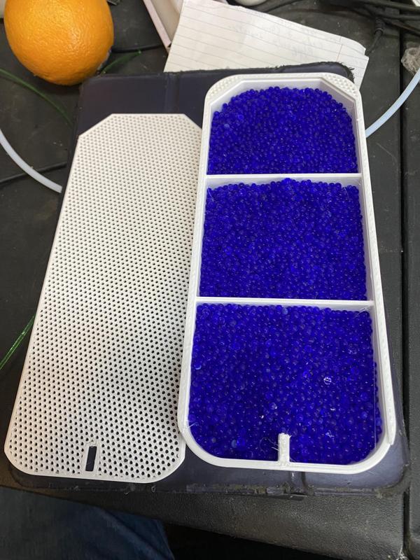 Desiccant block for Rubbermaid drybox