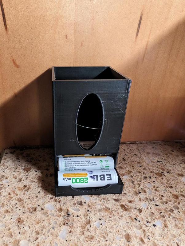 AA Batery Dispenser