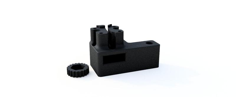 PET bottle cutting machine with blades