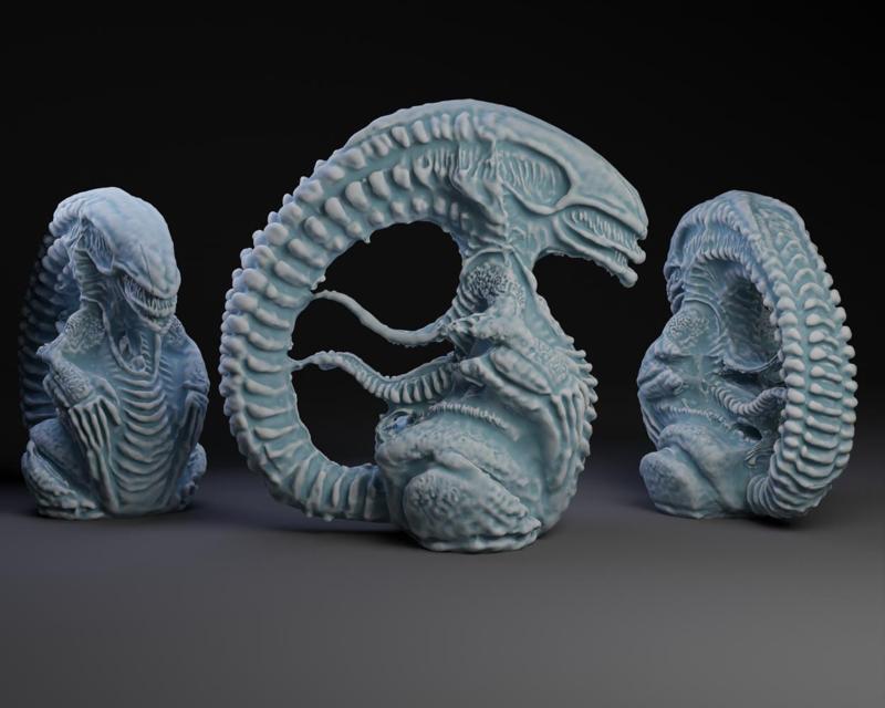 Xenomophic Netsuke