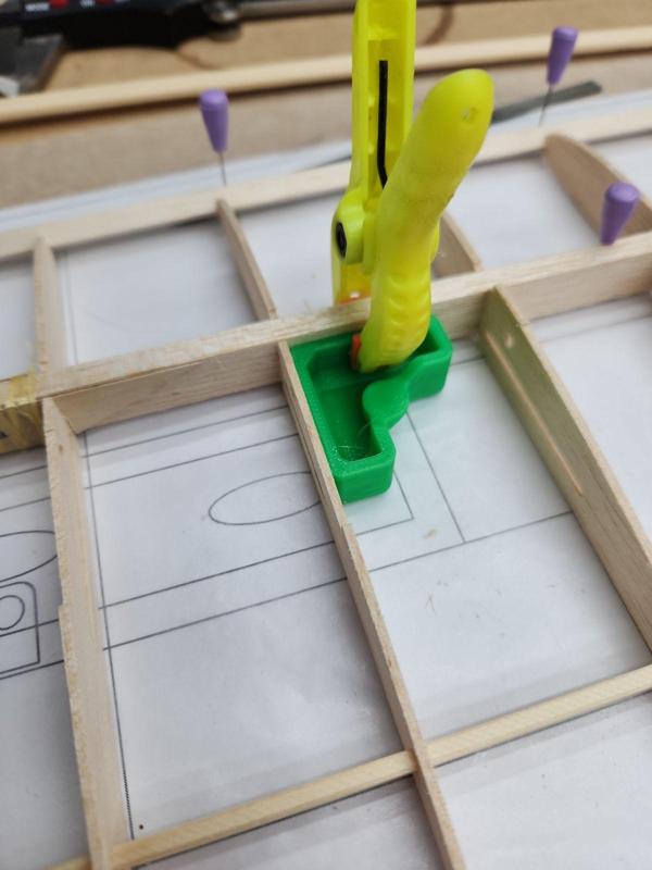 90 degree clamping guide