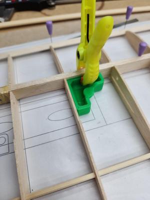 90 degree clamping guide