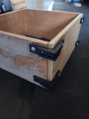 90 degree outside bracket